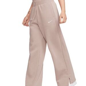 Nike Women's Large  Wide Leg Sweat pants for women